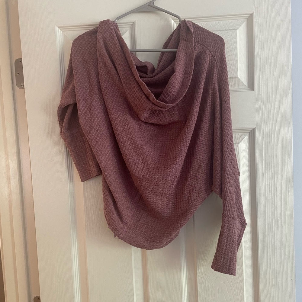 Slouchy thermal top